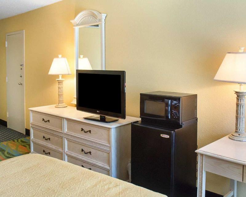 Quality Inn South Boston - Danville East Extérieur photo