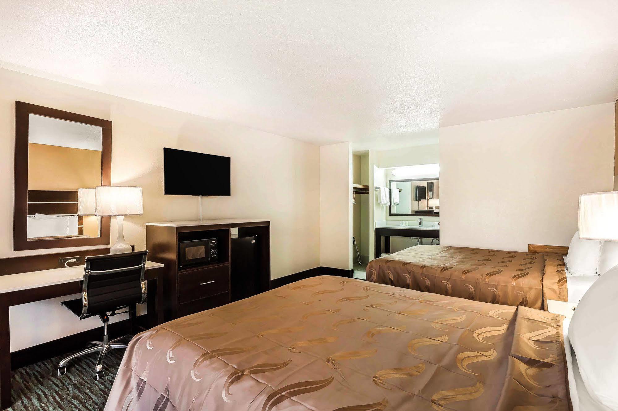 Quality Inn South Boston - Danville East Extérieur photo